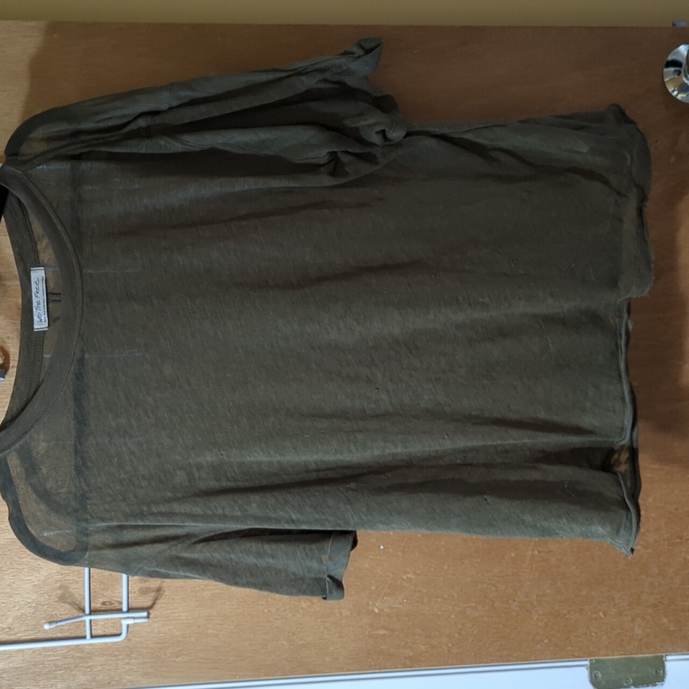 We The Free/Free People Sheer Olive Green T-Shirt Size Small